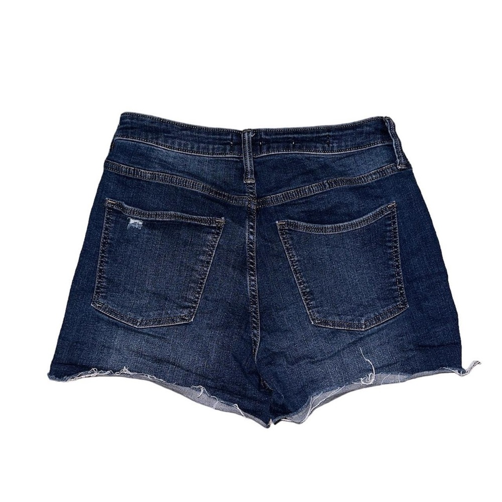 Universal Thread midi jean shorts size 8! - Picture 2 of 2